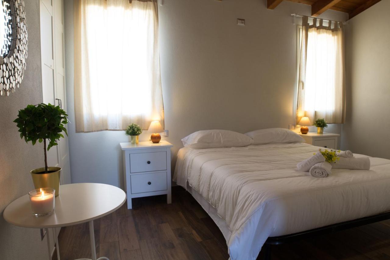 La Casa Dell Olivo Villa Castiadas Eksteriør billede